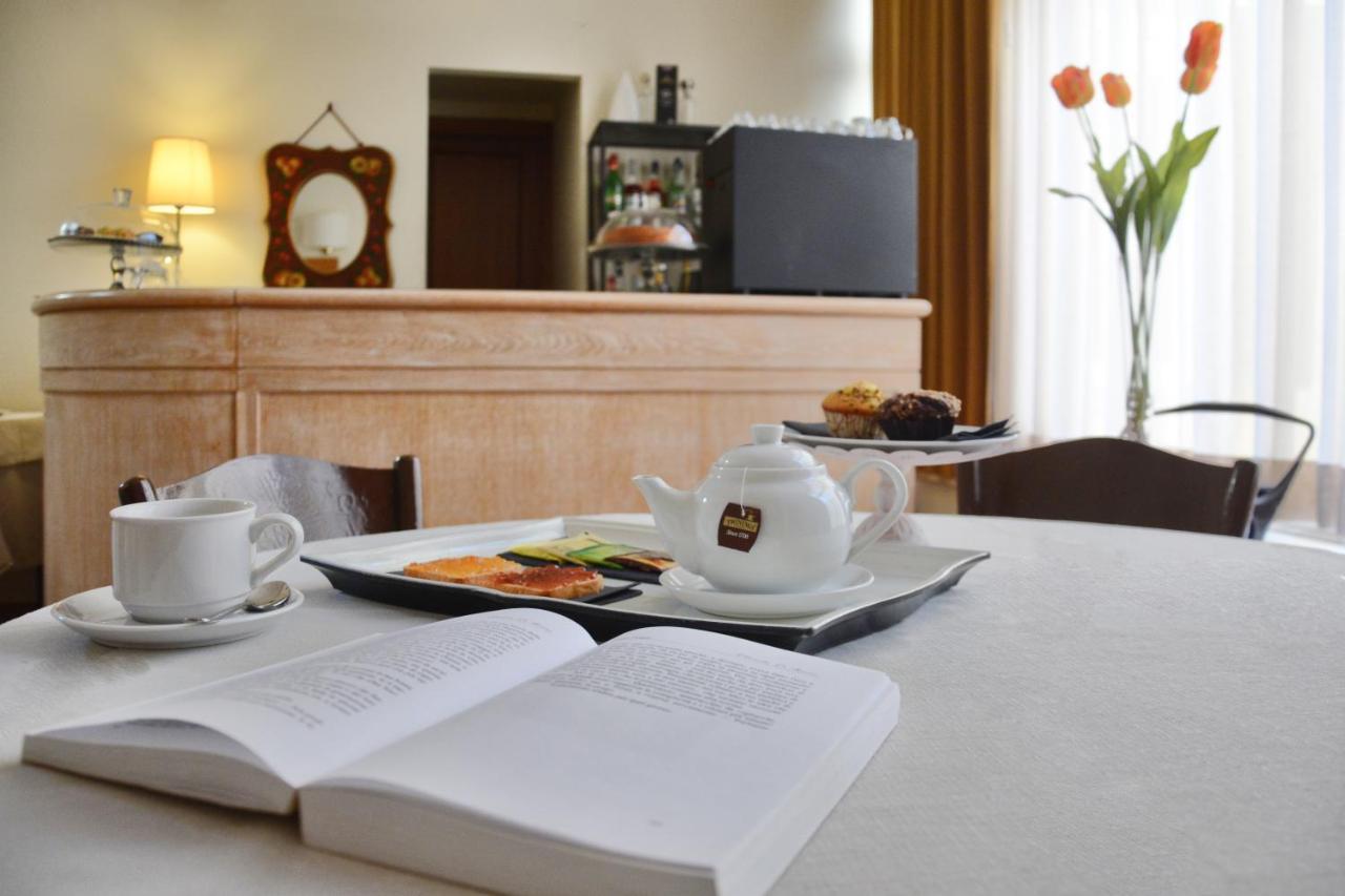 Hotel Touring Wellness & Beauty Fiuggi Exteriör bild