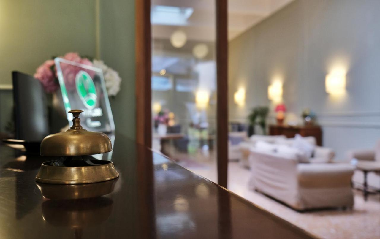 Hotel Touring Wellness & Beauty Fiuggi Exteriör bild