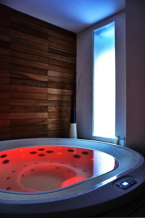 Hotel Touring Wellness & Beauty Fiuggi Exteriör bild