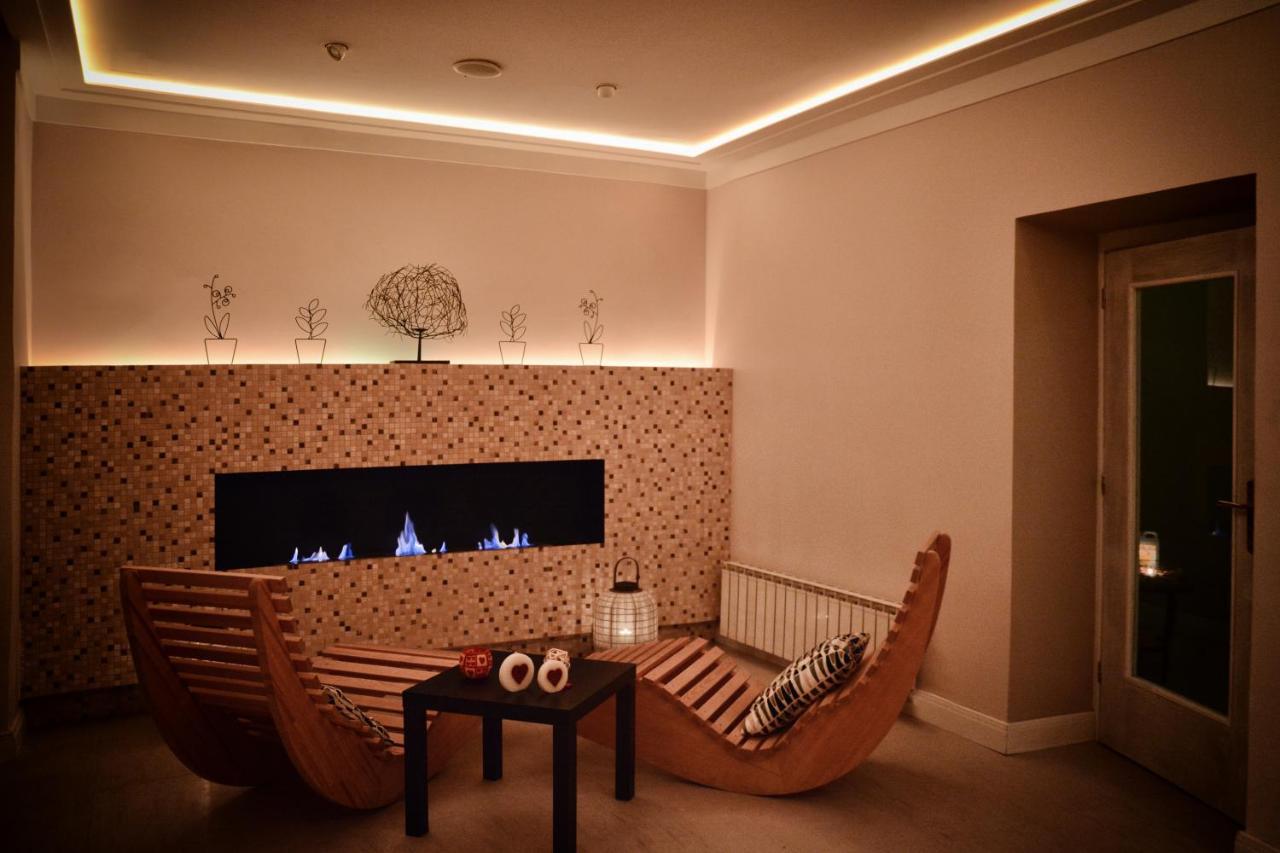 Hotel Touring Wellness & Beauty Fiuggi Exteriör bild