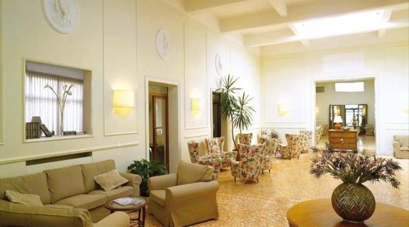 Hotel Touring Wellness & Beauty Fiuggi Exteriör bild